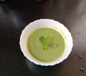 Read more about the article Restaurant Style Pudina Chutney Recipe 