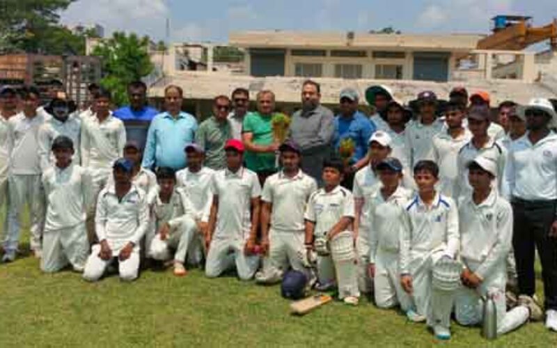 FCI Triumphs Over Lakshya Engitech by 30 Runs in Patna District Junior Division Cricket League Opener