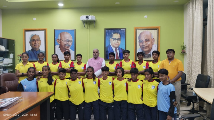 Bihar Teams Depart for 2nd Hockey India East Zone Sub Junior Championship 2024