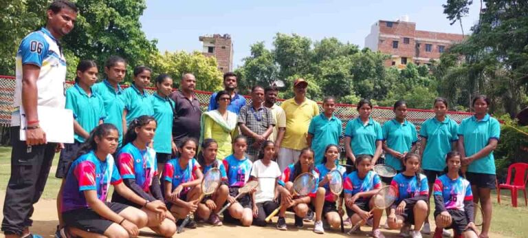 Kilkari and PN Anglo School Reach Semi-Finals in 15th Dhyanchand Memorial Ball Badminton Tournament