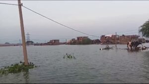 Rising Ganga Floods Inundate Vast Areas of Bhagalpur, Disrupt Rail and Road Transport