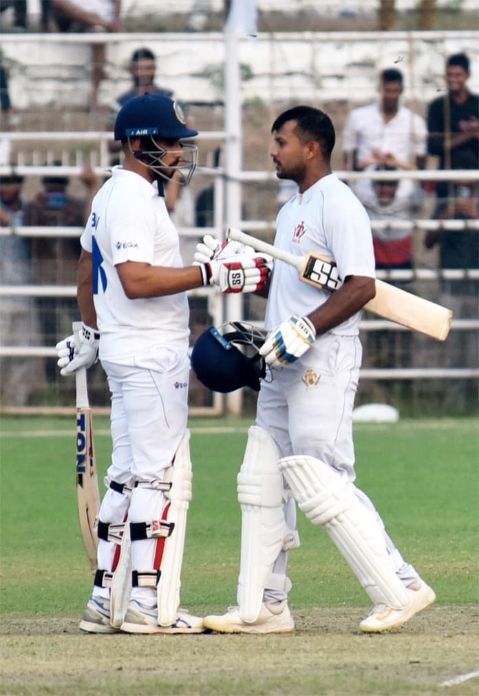 Agarwal’s Century Helps Karnataka Take Commanding 144-Run Lead Over Bihar in Ranji Trophy