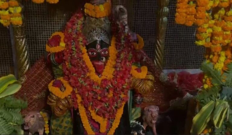 The Transformation of Siddheshwari Kali Mandir: From Tantra to Vaishnav Tradition