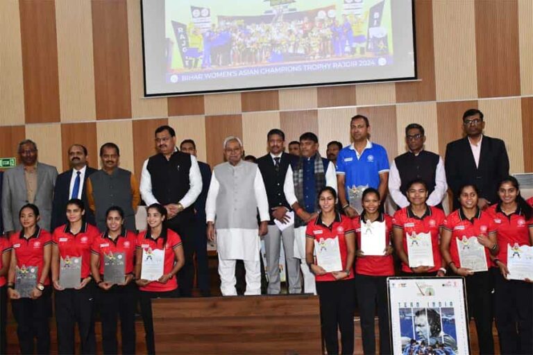 Bihar CM Honours Indian Women’s Hockey Team for Historic Victory