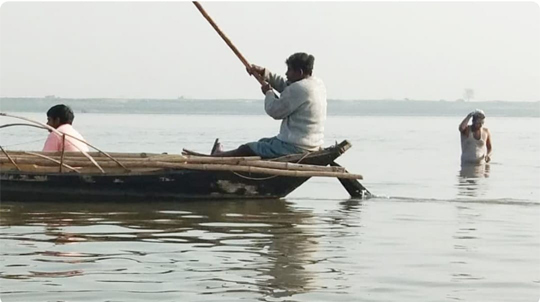 Boat service on Ganga