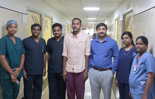 L-R: Ms. Kanish Bai; Dr. Devachandran; Dr. Lakshmi Narayanan; Mr. Vinothkumar (Patient); Dr. Rahul Srinivasan (Consultant Neurosurgeon); Dr. Kiruthika; Mrs. Gnanakani