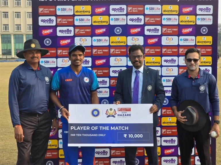 Bhar's Bipin Saurabh receiving man of the match award