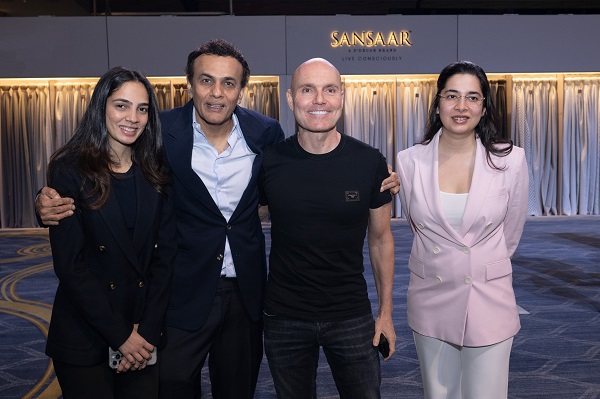 L-R: Sarah Arora, Co-founder of Sansaar; Sanjay Arora, Managing Director of D'Decor Exports Pvt. Ltd.; Gary Neiman, Director at Bru Textiles; Sanjana Arora, Co-founder of Sansaa