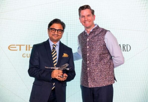 (L to R) Mr Anirudh Kandpal, Co-Founder and Senior Vice President, The Postcard Hotel, and Mr Mark Potter, Managing Director, Etihad Guest - celebrate the launch of the new partnership