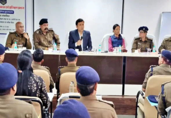 Patna DM and SSP held a meeting for maintaining law and order during Holi