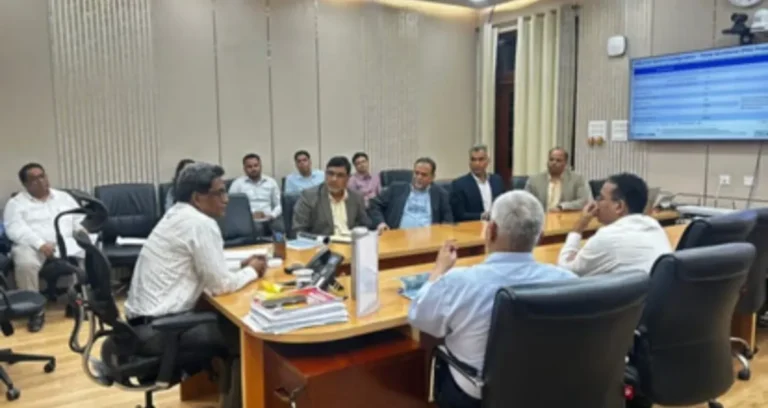 Bihar government officials in a meeting with L and T officials in Patna