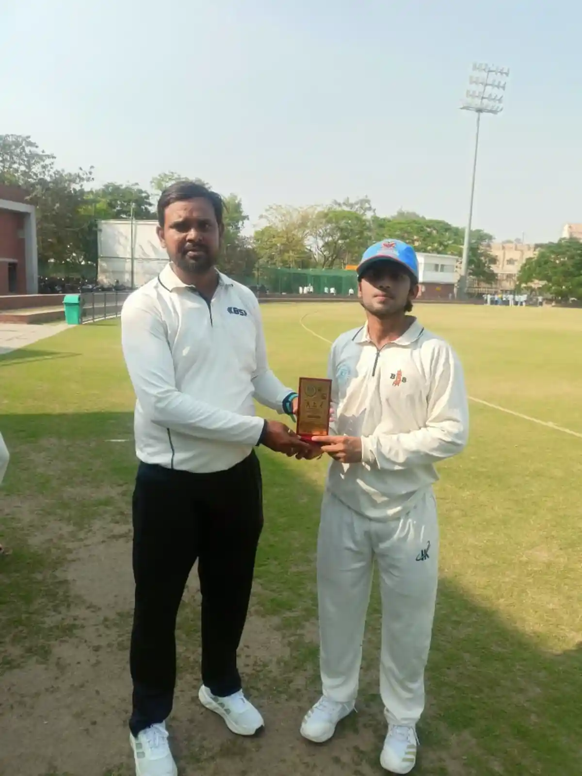 Yashasvi Shukla of BSEB receives player of the match award