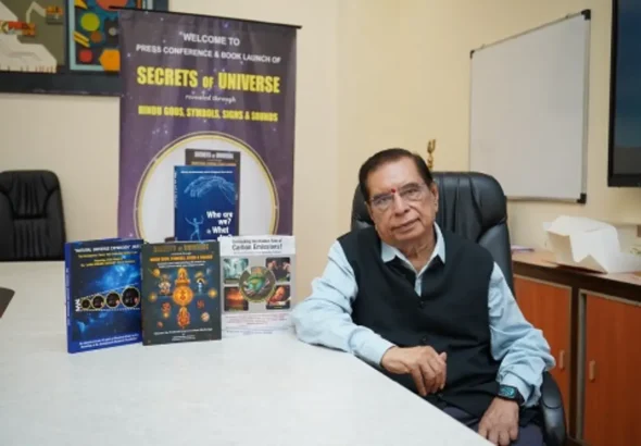 Rashtrapati Award-winning author Baldevkrishan Sharma at the launch of his book ‘Secrets of the Universe