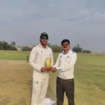 Raunit of RBNYAC with player of the match award