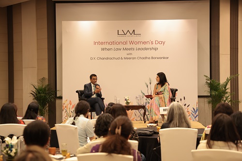 L to R - D.Y. Chandrachud (former Chief Justice of India), Aabha Bakaya (Founder of Ladies Who Lead)