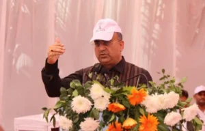 Bihar Health Minister addressing the gathering during HPV vaccination drive 