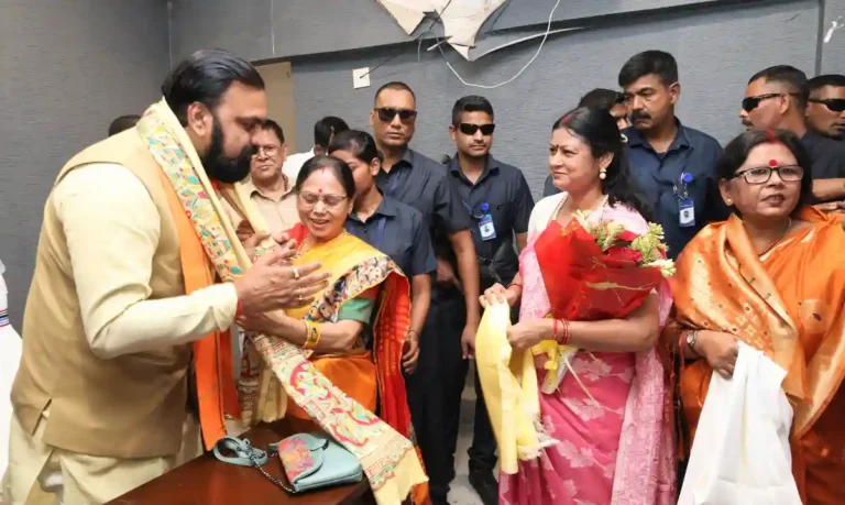 Supporters greet Bihar Chief Minister Samrat Choudhary in Patna on April 16, 2026.