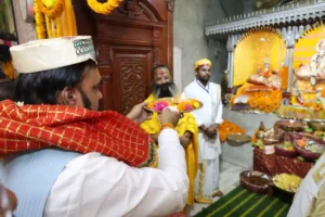 Bihar Chief Minister Samrat Choudhary offered prayers at Punauradham Temple in Sitamarhi.
