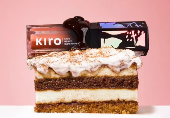 Kiro Velvet Soufflé Matte Lipstick: soft matte, 59% hydration, 8-hour wear