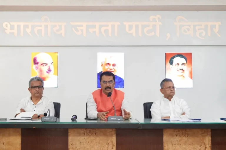 Bihar BJP president Sanjay Saraogi held a meeting at the Bihar BJP state office to review preparations for the proposed cabinet expansion on May 7.