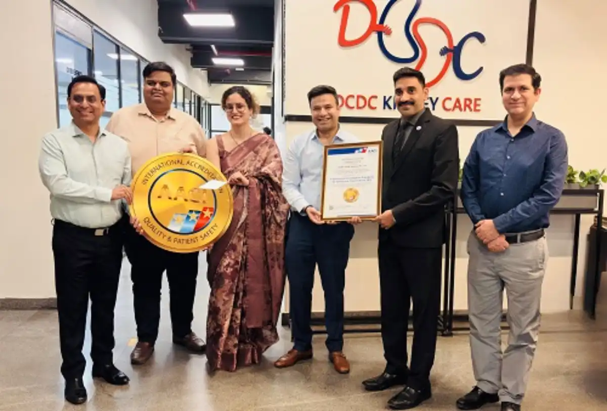 DCDC Kidney Care receiving AACI Accreditation