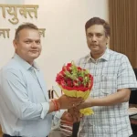 Newly appointed Patna Divisional Commissioner, Mayank Warwade, was greeted in his office by outgoing commissioner Animesh Kumar Parashar in Patna on May 16, 2026.