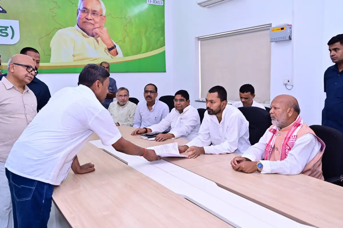 At the public grievance hearing, Bihar Health Minister Nishant Kumar listened to the concerns of the general public and issued directions for their swift resolution.