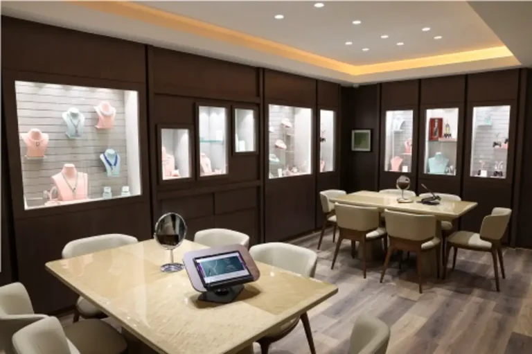 Kirtilals refined Signature Lounge at Crosscut Road, Coimbatore