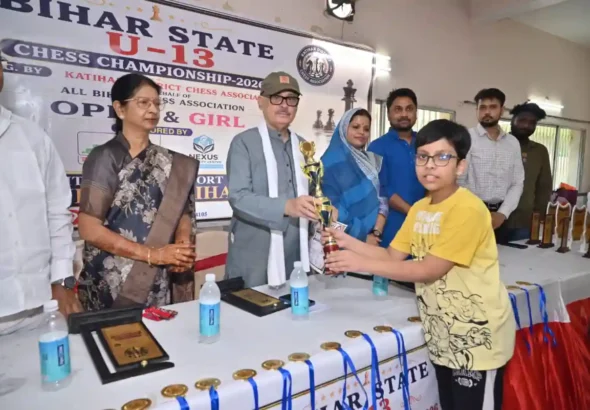 Devansh Keshri receiving trophy from the chief guest in Katihar on May 31, 2026.