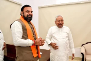 Bihar Chief Minister Samrat Choudhary with JD(U) chief Nitish Kumar