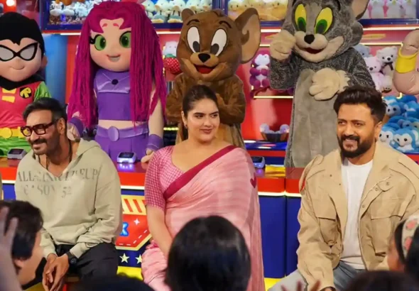 The #Dhamaal4 gang had a blast during an exclusive meet & greet with their biggest fans at Timezone
