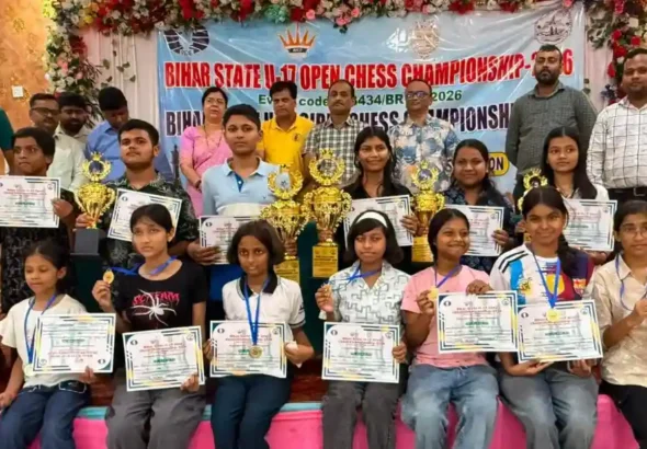 All the position holders of Bihar State Under-17 Open and Girls' FIDE Rating Chess Championship in Sitamarhi.