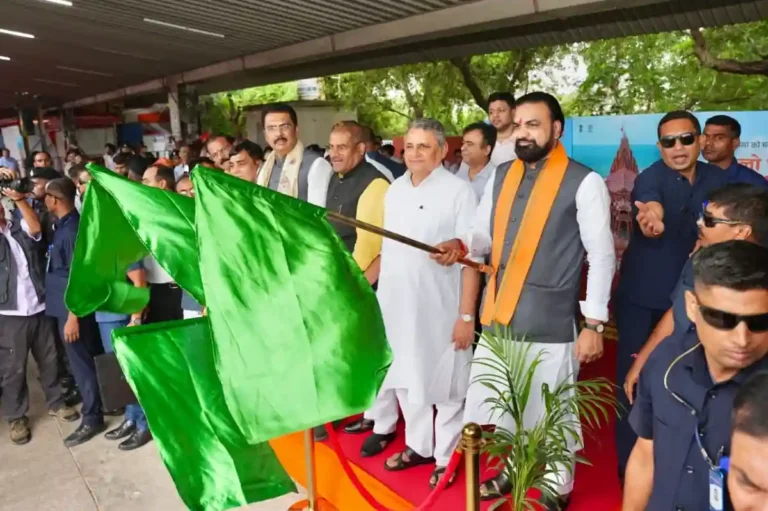 Bihar Chief Minister Samrat Choudhary on Monday flagged off a special train carrying 1,150 pilgrims from Patliputra Junction as part of the Somnath Swabhiman Parv.