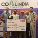 Champion Shubham Jaglan receives his cheque and trophy from Mr. Amandeep Johl, CEO, DP World PGTI (extreme left), Mr. Hitesh Gurtu, Captain, Tollygunge Club (extreme right) and Brig. Ganapathy, CEO, Tollygunge Club (2nd from right). Shubham's father Mr. Jagpal Jaglan (centre) is also seen in the picture.