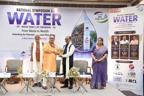 L-R: Dr. Rajendra Singh, Vivek Avasthi, Manoj Kumar Singh, CMD BCCL, Dr. Indira Khurana at the National Symposium on Water in New Delhi