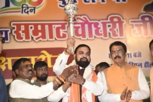 Kanu-Halwai community felicitated the Bihar Chief Minister Samrat Choudhary with a bouquet, ceremonial shawl, mace, memento and flower garlands in Patna on August 2, 2026.