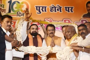 Kanu-Halwai community felicitated the Bihar Chief Minister Samrat Choudhary with a bouquet, ceremonial shawl, mace, memento and flower garlands in Patna on August 2, 2026.