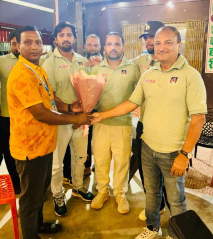 Uttar Pradesh Ranji Trophy team members being welcomed in Gaya Ji on October 8, 2026.